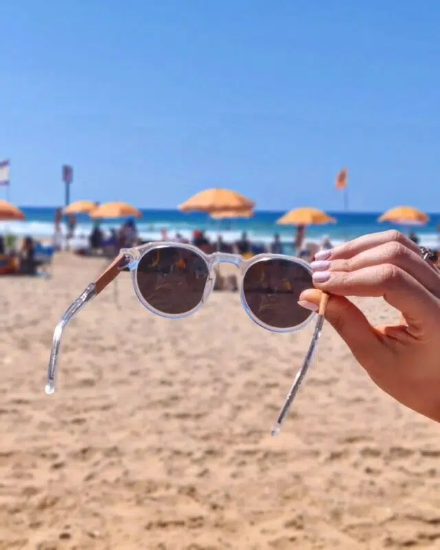 Sunglasses for vacation - polarized UV400 frames for outdoor travel