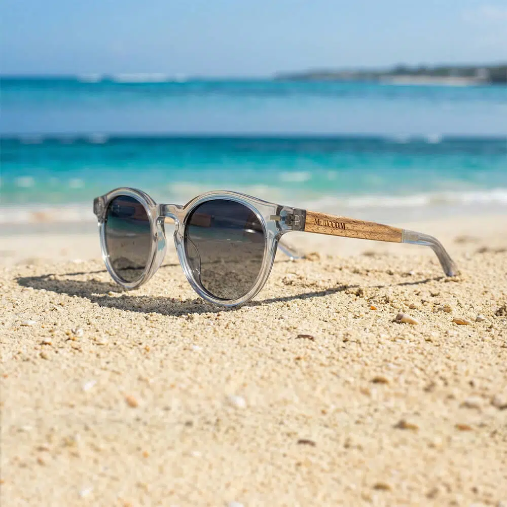 משקפי שמש מעוצבים עם עץ